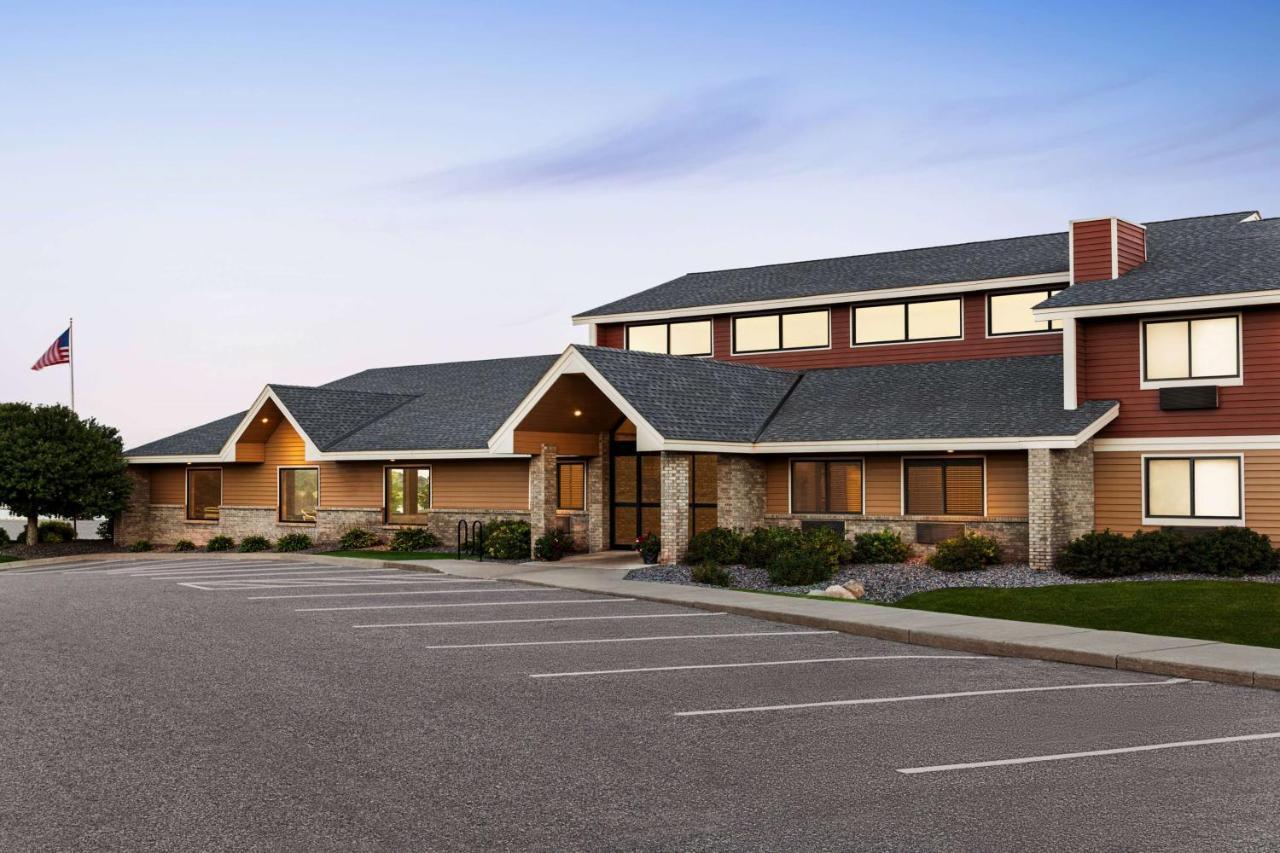 Americinn By Wyndham Sauk Centre Esterno foto