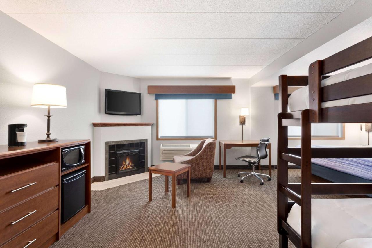 Americinn By Wyndham Sauk Centre Esterno foto
