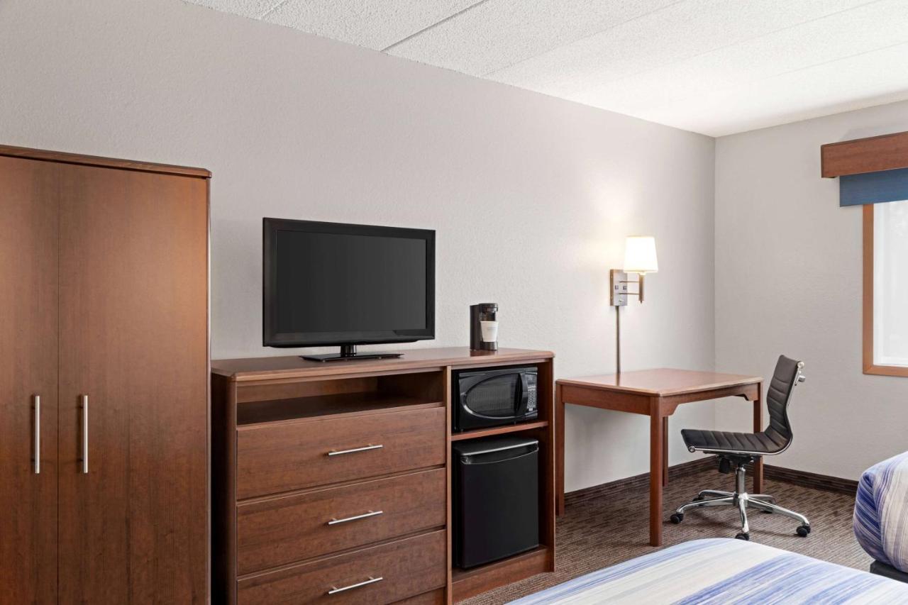 Americinn By Wyndham Sauk Centre Esterno foto