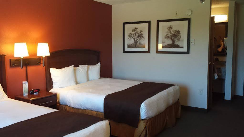 Americinn By Wyndham Sauk Centre Esterno foto